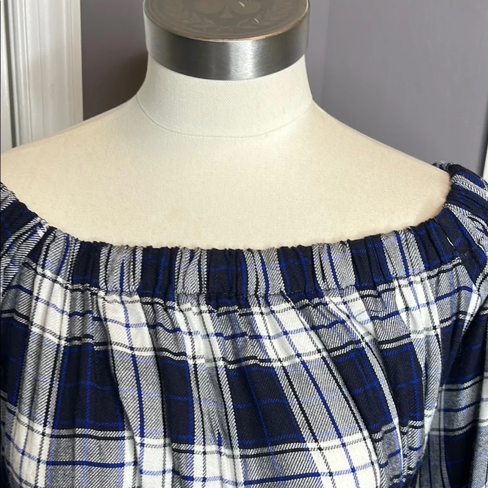 Venus Blue and White Peplum Blouse with Puff Sleeves - Picture 4 of 5